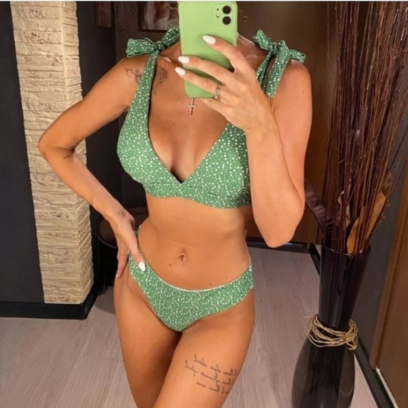 New Green Print V-plunge Triangle Bralette Bikini Set Swimsuit Size L - Picture 1 of 7